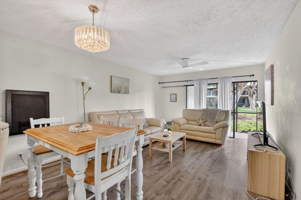3939 NE 5th Avenue C102, Boca Raton, FL 33431