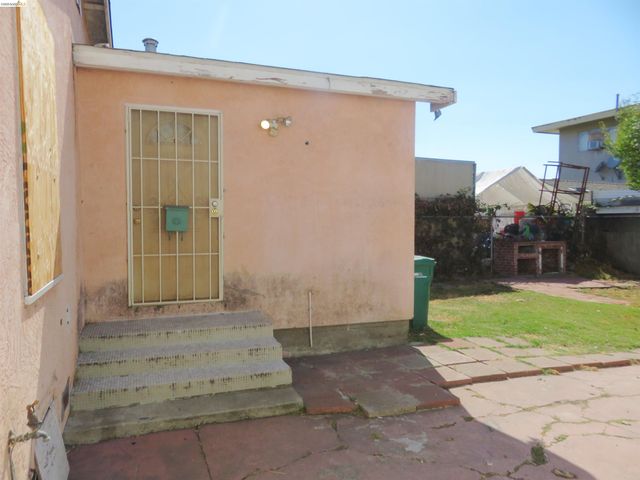 1027 76Th Ave, Oakland, CA 94621