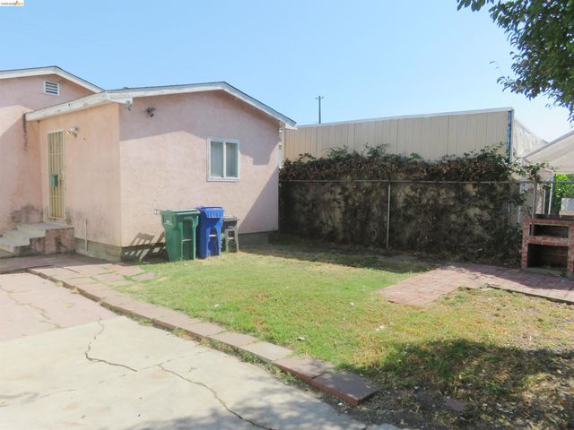 1027 76Th Ave, Oakland, CA 94621