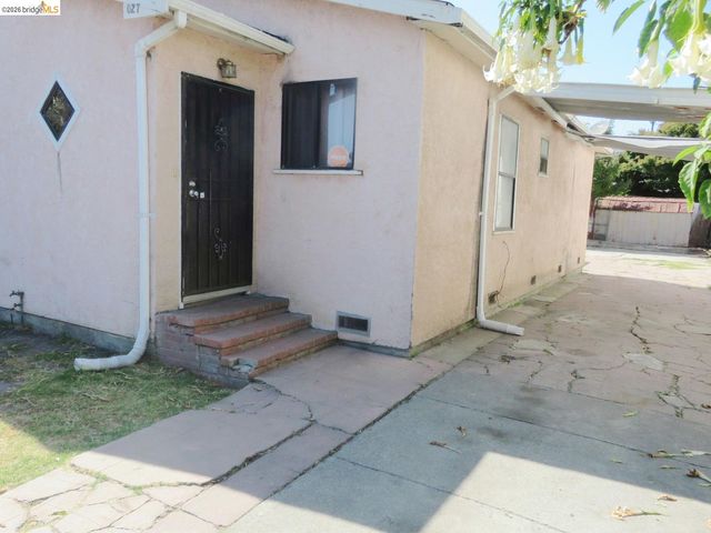 1027 76Th Ave, Oakland, CA 94621