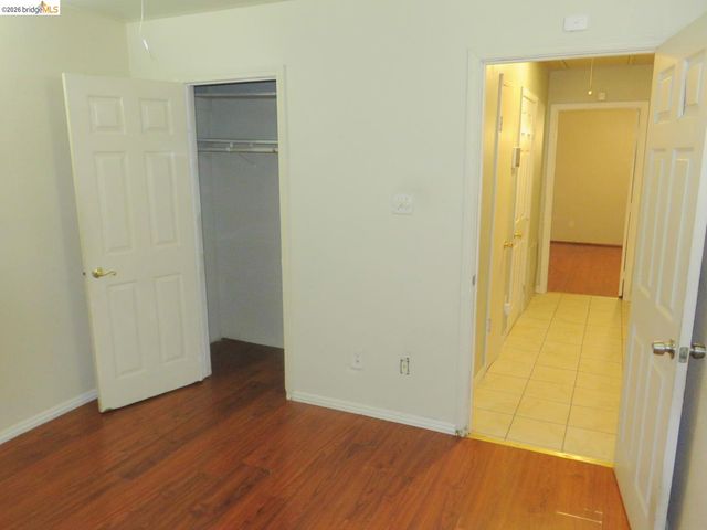 1027 76Th Ave, Oakland, CA 94621