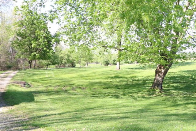 5323 Homer Road NW, Centerburg, OH 43011