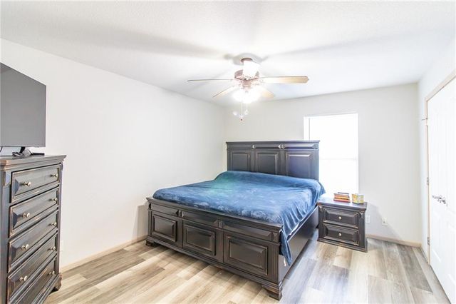 1218 Ashley Drive, Grain Valley, MO 64029