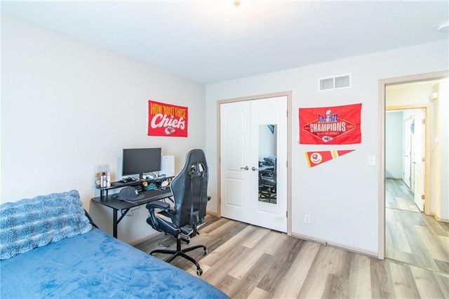 1218 Ashley Drive, Grain Valley, MO 64029