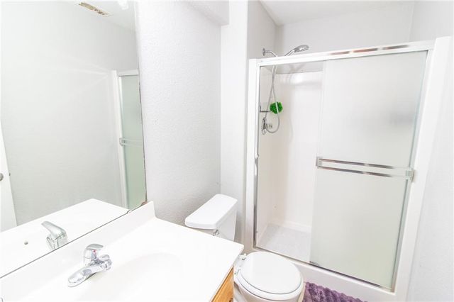 1218 Ashley Drive, Grain Valley, MO 64029