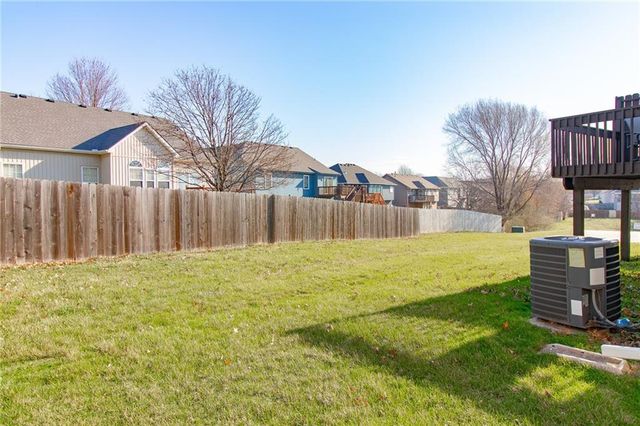 1218 Ashley Drive, Grain Valley, MO 64029