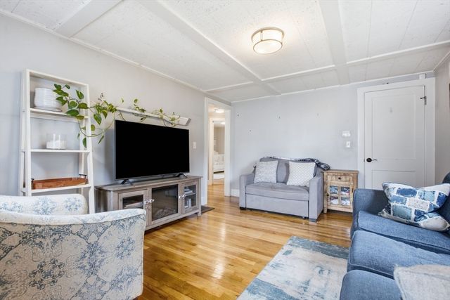 114 Clinton Rd, Weymouth, MA 02189