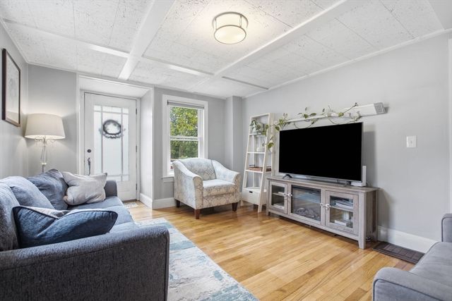 114 Clinton Rd, Weymouth, MA 02189