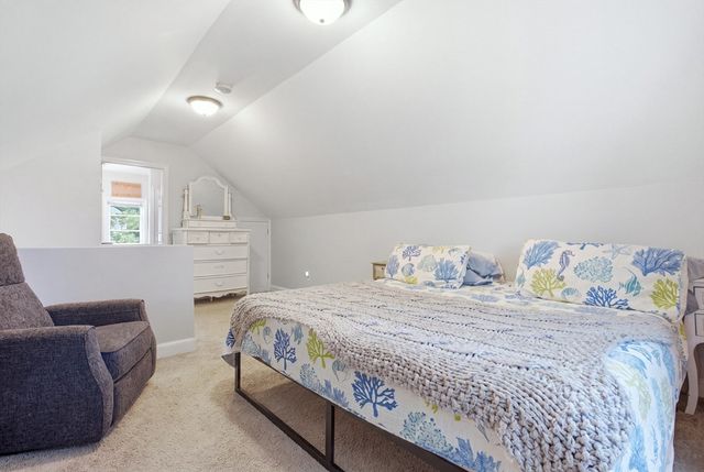 114 Clinton Rd, Weymouth, MA 02189