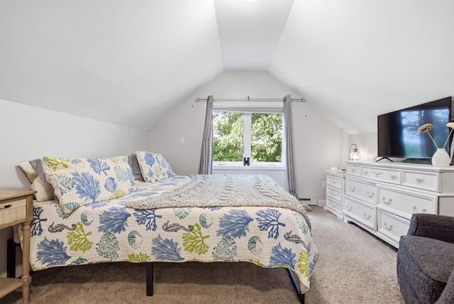 114 Clinton Rd, Weymouth, MA 02189