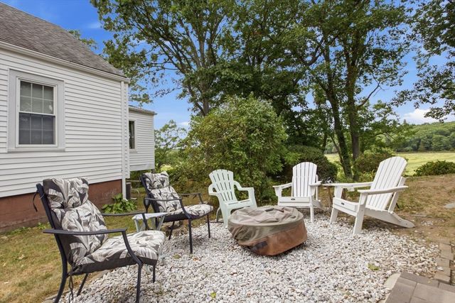 114 Clinton Rd, Weymouth, MA 02189