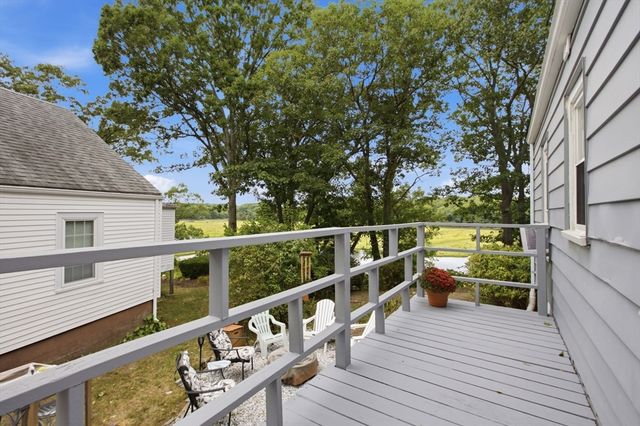 114 Clinton Rd, Weymouth, MA 02189