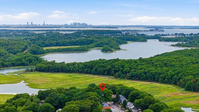 114 Clinton Rd, Weymouth, MA 02189