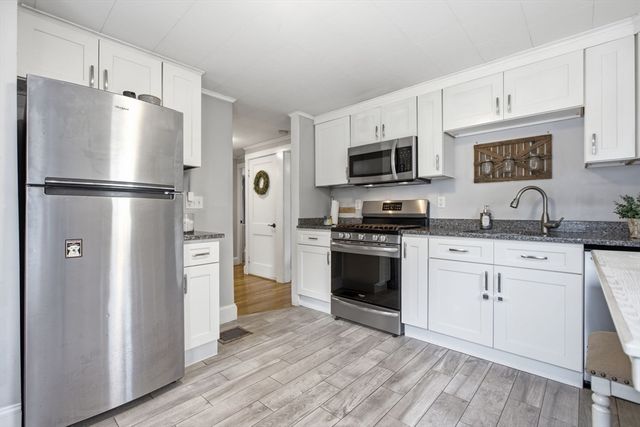 114 Clinton Rd, Weymouth, MA 02189