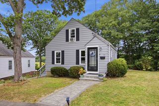 114 Clinton Rd, Weymouth, MA 02189