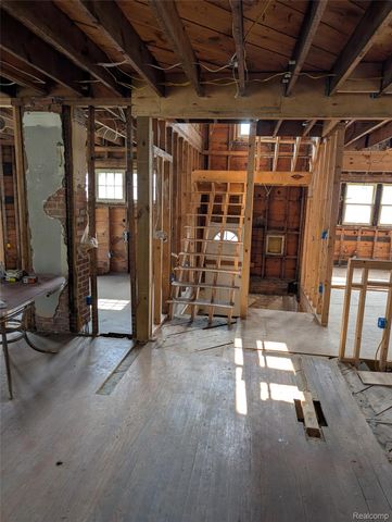 12601 Griggs Street, Detroit, MI 48238