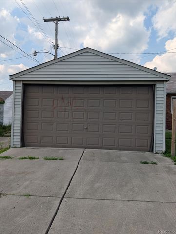 12601 Griggs Street, Detroit, MI 48238