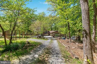 21 CHESTNUT PL, Harpers Ferry, WV 25425