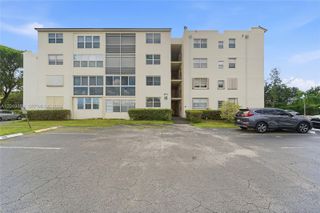 2871 Somerset Drive 103, Lauderdale Lakes, FL 33311
