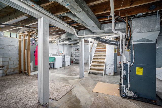 7907 Lovers Lane, Portage, MI 49002