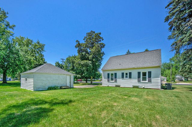 7907 Lovers Lane, Portage, MI 49002