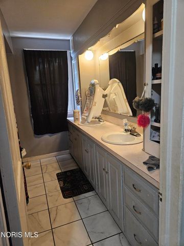 3826 Drexel Drive, Toledo, OH 43612