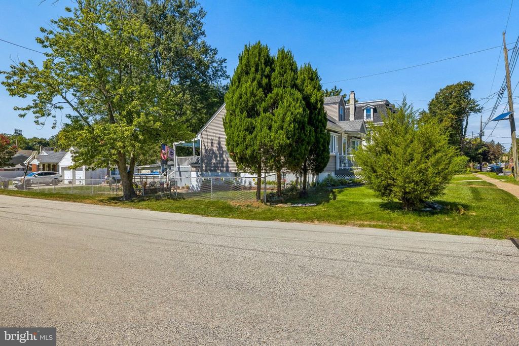 56 S FELLOWSHIP RD, MAPLE SHADE, NJ 08052 — photo 3