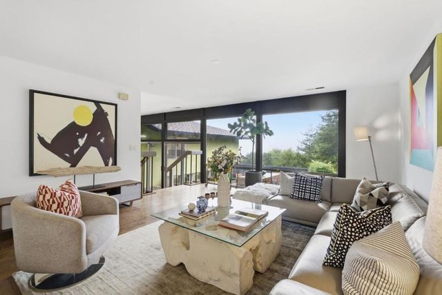 5870 Balmoral Drive, Oakland, CA 94619