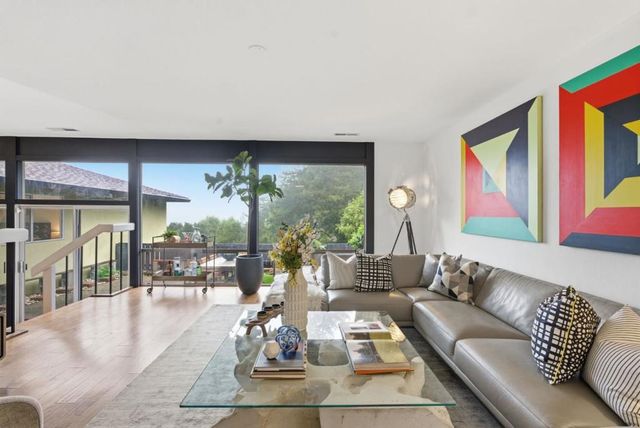 5870 Balmoral Drive, Oakland, CA 94619