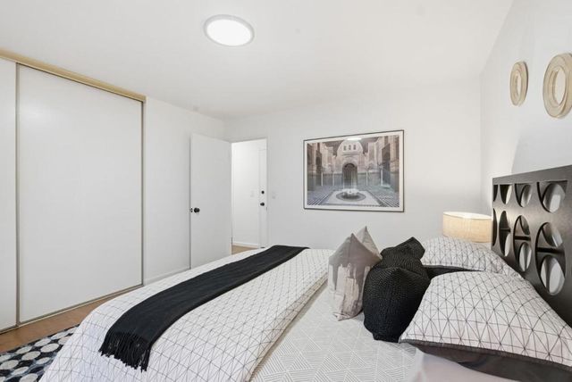 5870 Balmoral Drive, Oakland, CA 94619