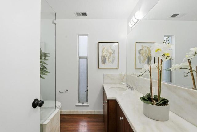 5870 Balmoral Drive, Oakland, CA 94619