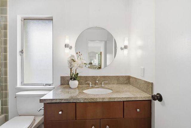 5870 Balmoral Drive, Oakland, CA 94619