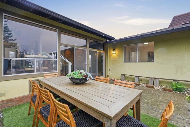 5870 Balmoral Drive, Oakland, CA 94619