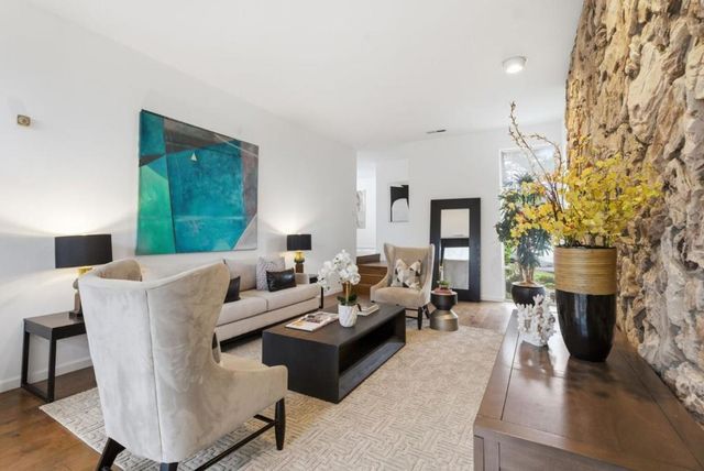 5870 Balmoral Drive, Oakland, CA 94619