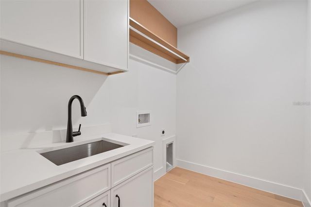 6564 LAGOON STREET, Windermere, FL 34786