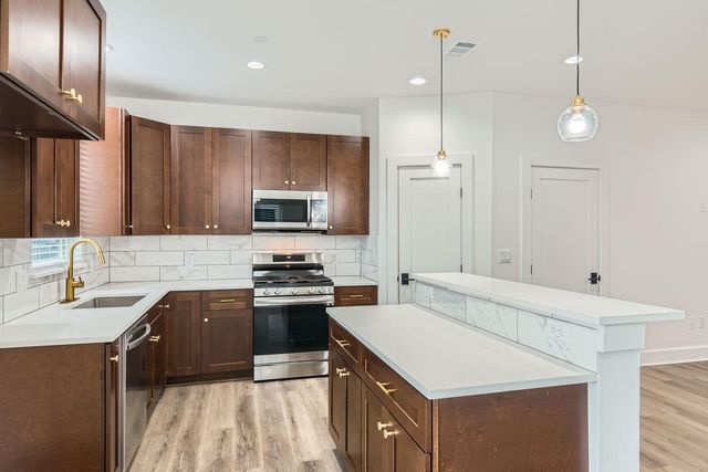 6820 Blue Dawn TRL 101, Austin, TX 78744