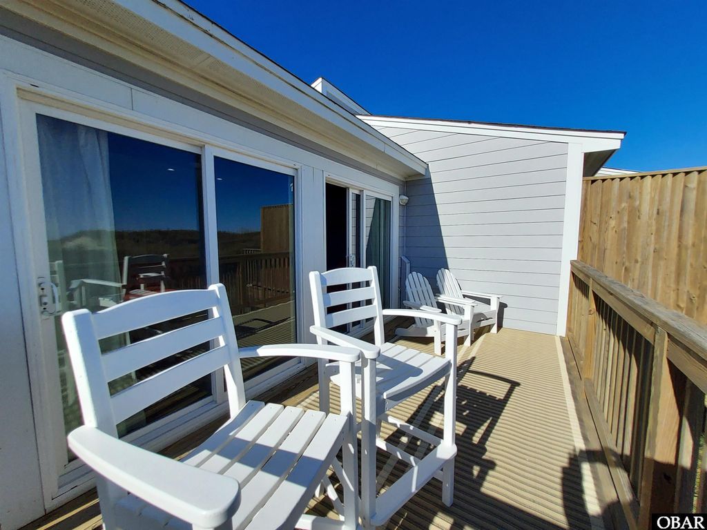Image 9 of property listing at 1801 S Virginia Dare Trl Unit 9, Kill Devil Hills, NC 27948