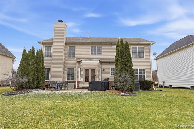 1090 Polo Drive, South Lyon, MI 48178