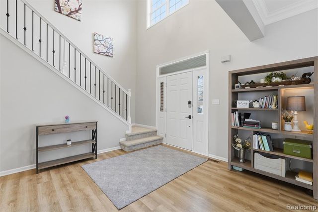 1090 Polo Drive, South Lyon, MI 48178