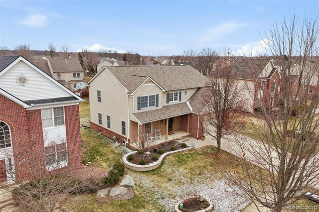 1090 Polo Drive, South Lyon, MI 48178