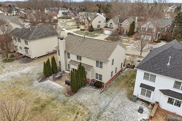 1090 Polo Drive, South Lyon, MI 48178