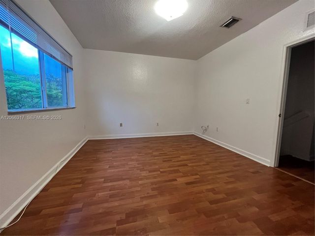 8564 SW 214th Way, Cutler Bay, FL 33189