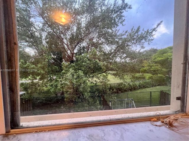 8564 SW 214th Way, Cutler Bay, FL 33189