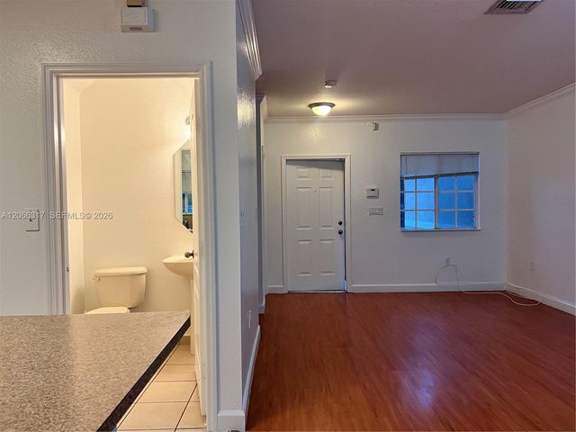 8564 SW 214th Way, Cutler Bay, FL 33189