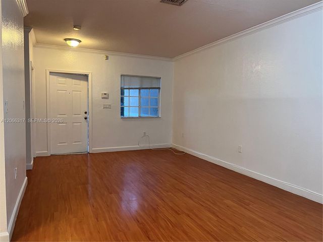8564 SW 214th Way, Cutler Bay, FL 33189