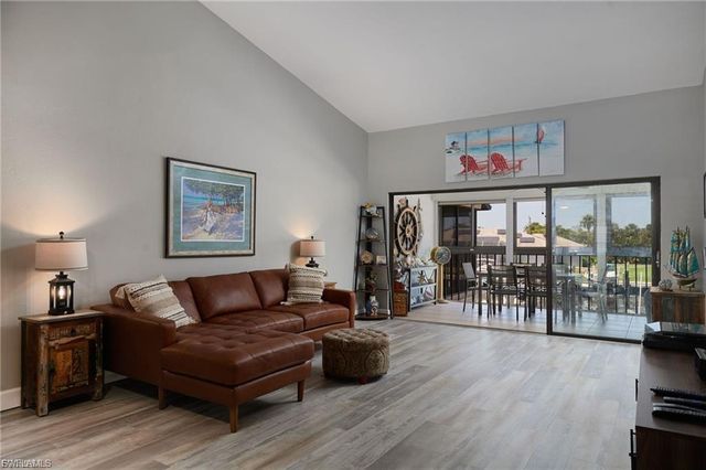 15489 Admiralty CIR 5, North Fort Myers, FL 33917