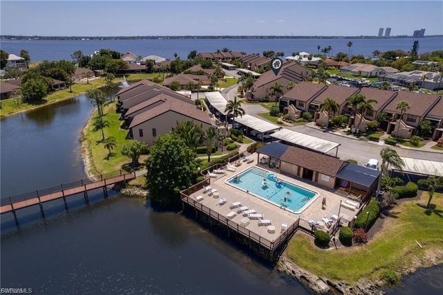 15489 Admiralty CIR 5, North Fort Myers, FL 33917