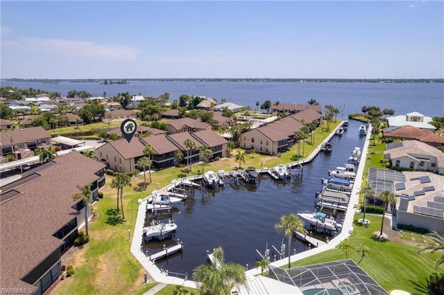 15489 Admiralty CIR 5, North Fort Myers, FL 33917