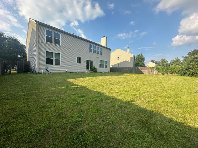 402 Marshall Ash Street, Bolingbrook, IL 60490