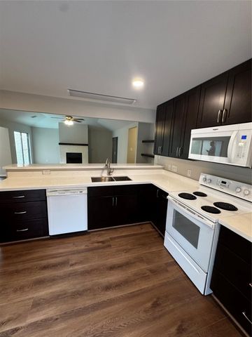 8807 Belle Glen Drive, Houston, TX 77099